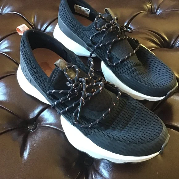 Sorel women kinetic impact sneakers Sz 9 - Picture 2 of 8